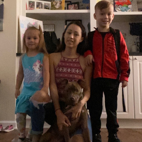 Meet your Posher, Lissette - Picture 4 of 9